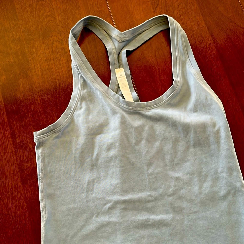 Lululemon tank